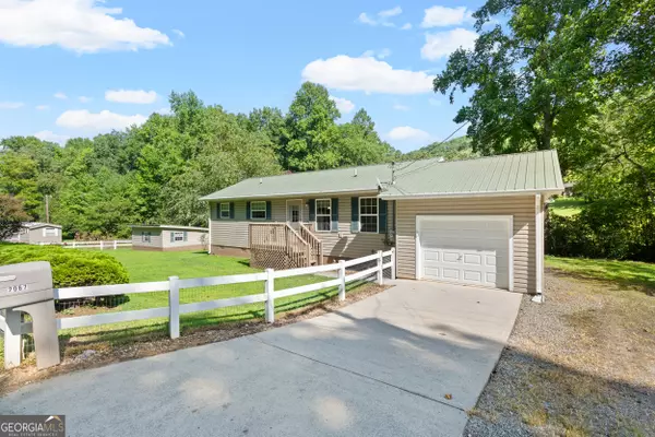 2067 Qualla,  Hayesville,  NC 28904