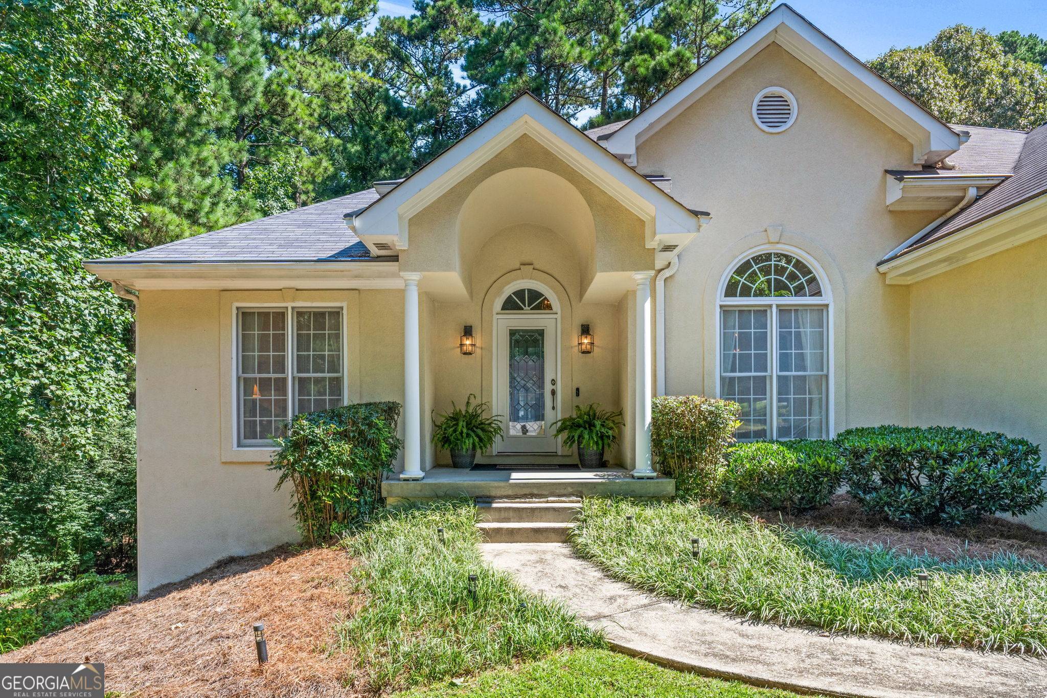 Jonesboro, GA 30236,2886 Summit DR