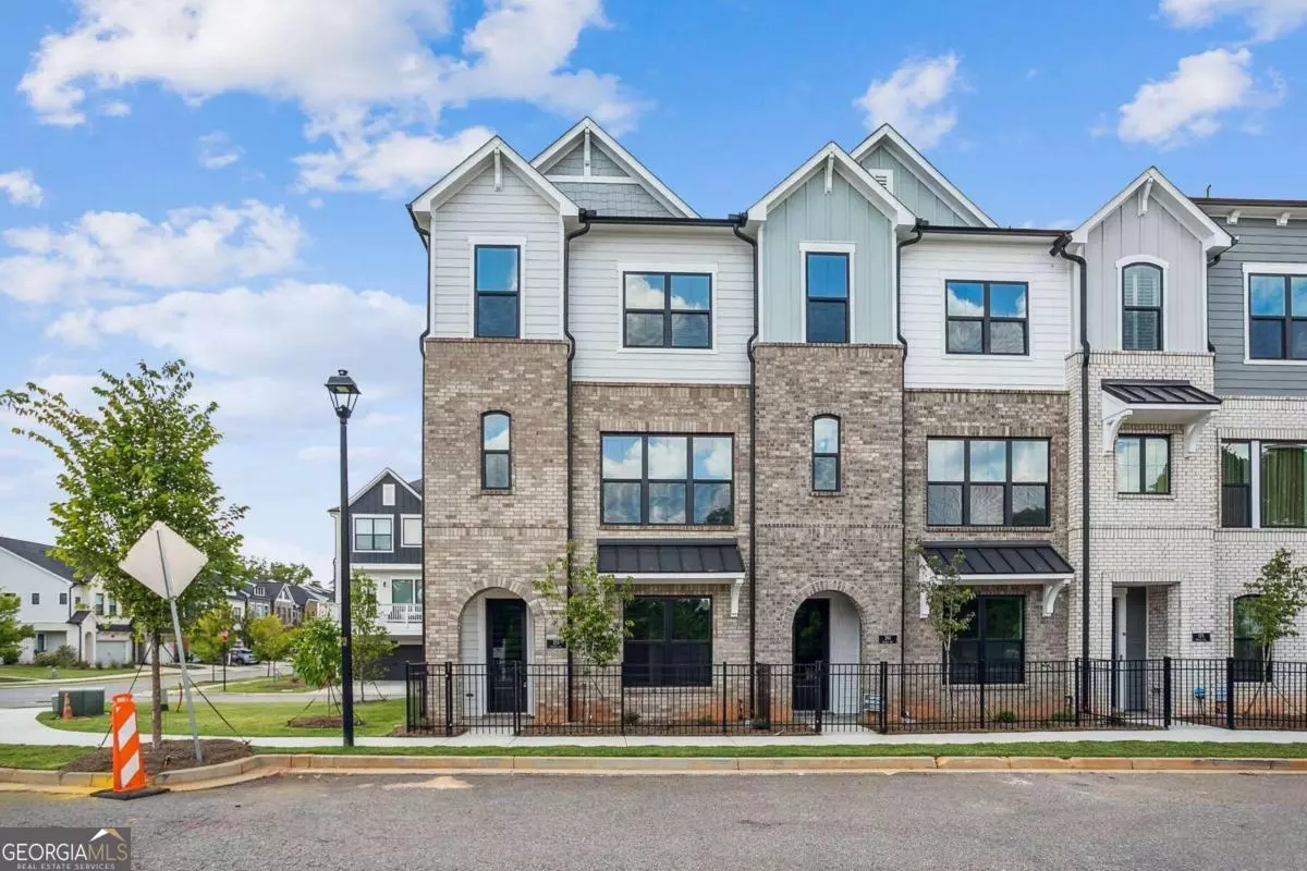 Alpharetta, GA 30076,255 Walker Avenue DR #128