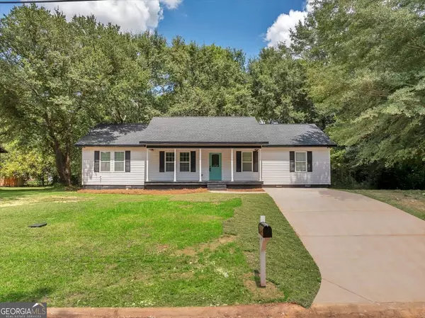 311 Peach CIR,  Fort Valley,  GA 31030