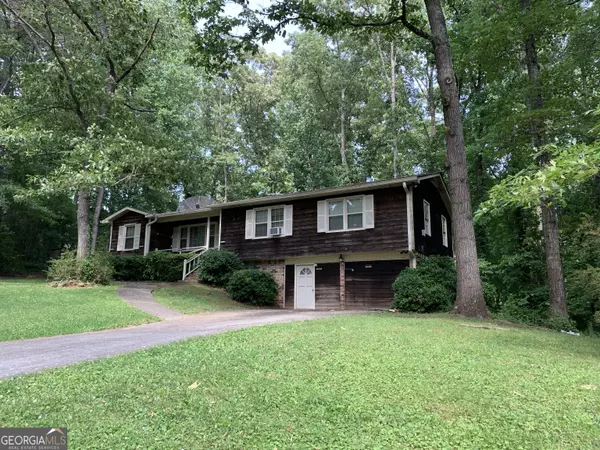 400 Sherwood DR,  Woodstock,  GA 30188