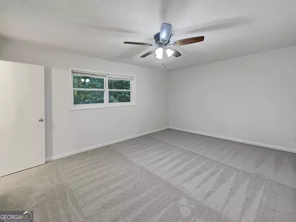 Lithia Springs, GA 30122,2027 Chestnut Log DR