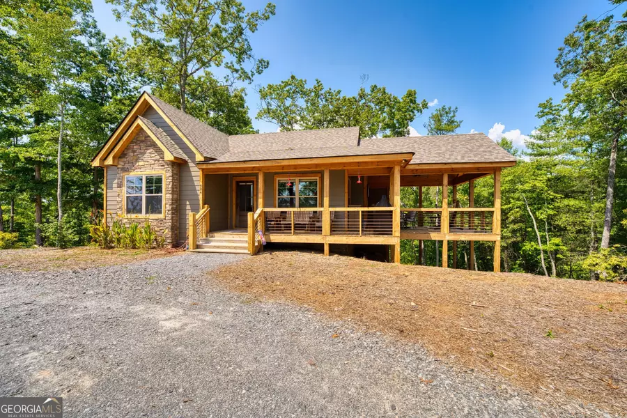 424 Jakes Landing, Ellijay, GA 30540