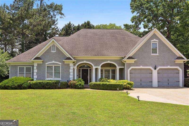 13 ANCIENT OAK CT NE, Marietta, GA 30067