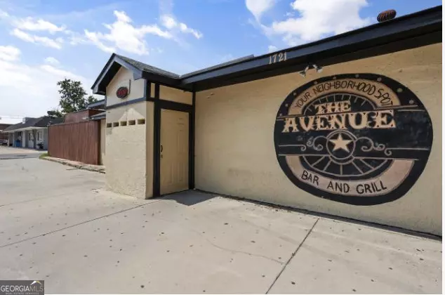 1721 Waters AVE, Savannah, GA 31404