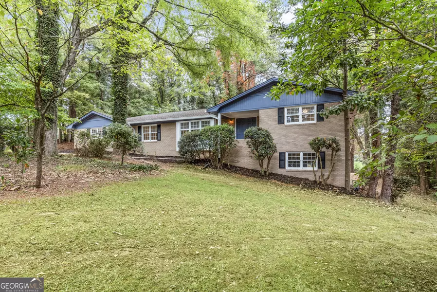 125 Old Fort, Athens, GA 30606