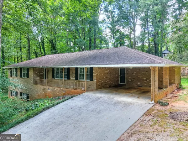 1717 Grandeus, Stone Mountain, GA 30087