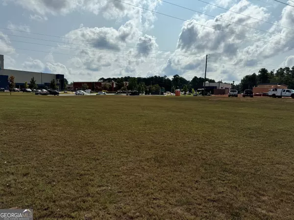 Carrollton, GA 30117,130 Maple XING #LOT 2