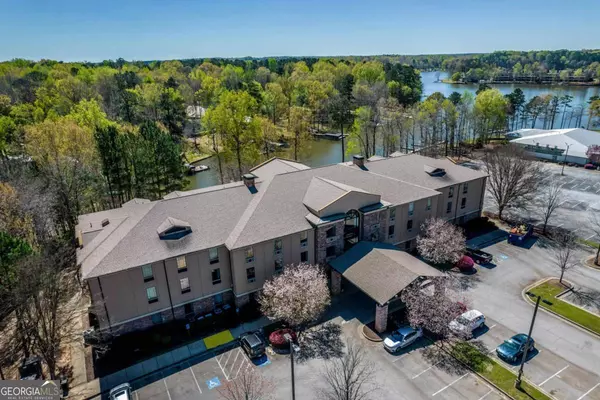 930 Lake Oconee Pkwy #UNIT 106, Eatonton, GA 31024