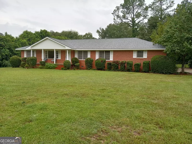 402 Roberson, Dublin, GA 31021