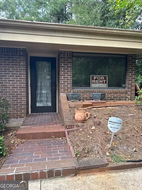 Roswell, GA 30076,11205 Alpharetta