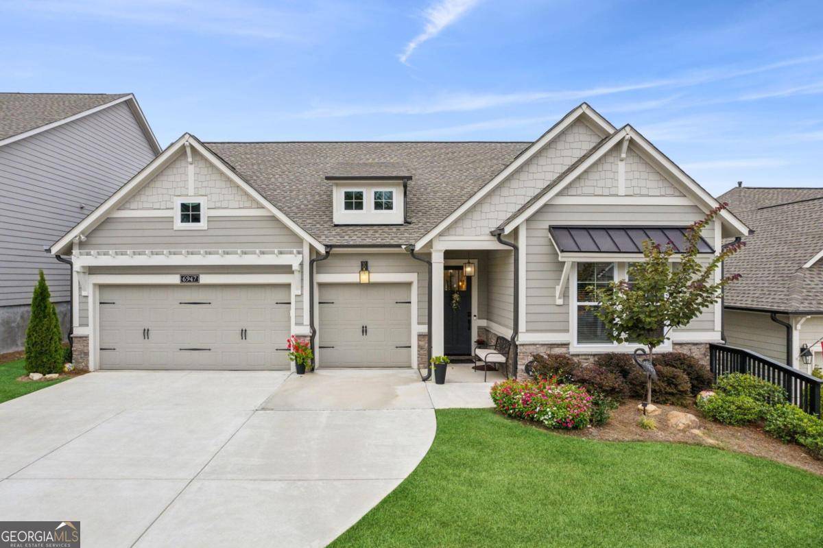 6947 Scenic Overlook TRCE, Flowery Branch, GA 30542