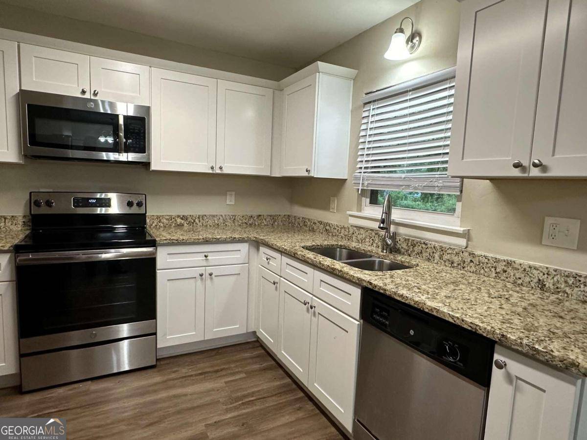 Decatur, GA 30032,3188 Convair LN