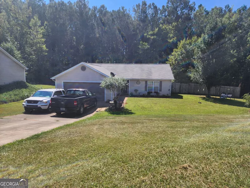 65 Canterbury, Grantville, GA 30220