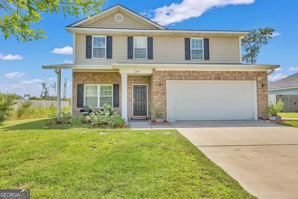 1294 Windrow DR, Hinesville, GA 31313
