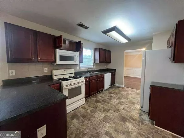 Mcdonough, GA 30252,566 Trotters LN