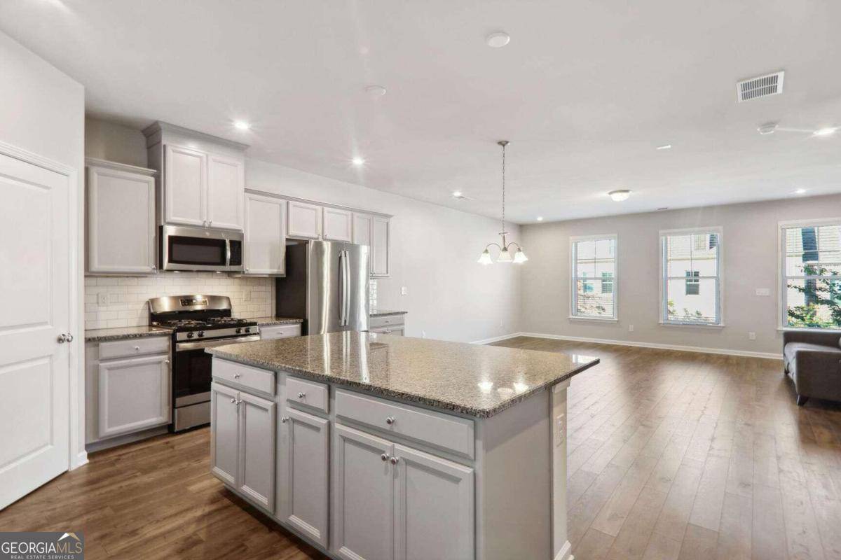 Lilburn, GA 30047,181 Mahone DR