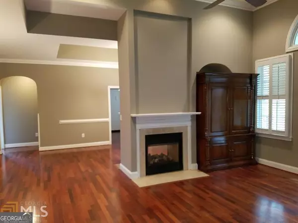 Atlanta, GA 30309,1735 Peachtree ST #528