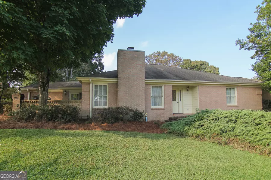 101 Raintree, Warner Robins, GA 31088