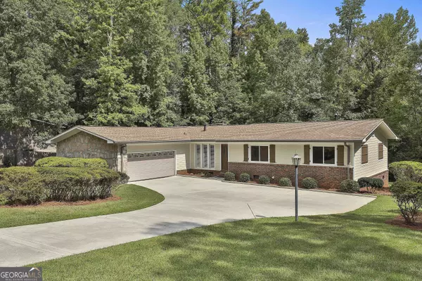 Peachtree City, GA 30269,502 Pine CIR