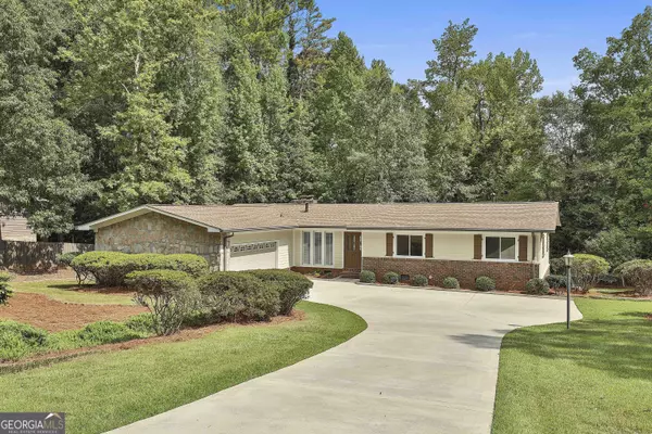 Peachtree City, GA 30269,502 Pine CIR