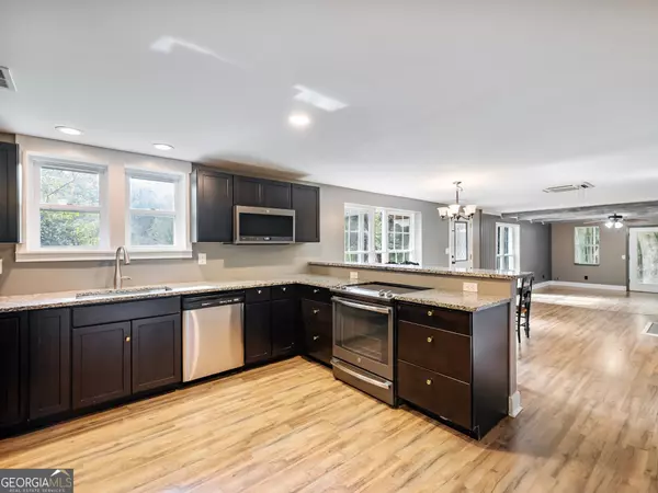 Demorest, GA 30535,926 Long ST