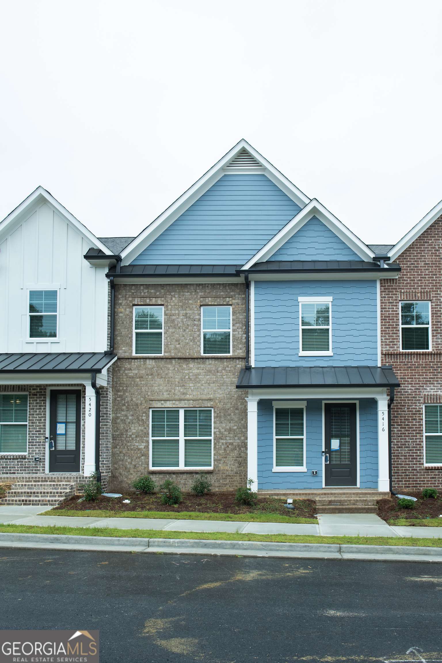 Flowery Branch, GA 30542,5381 GRAY BIRCH BND