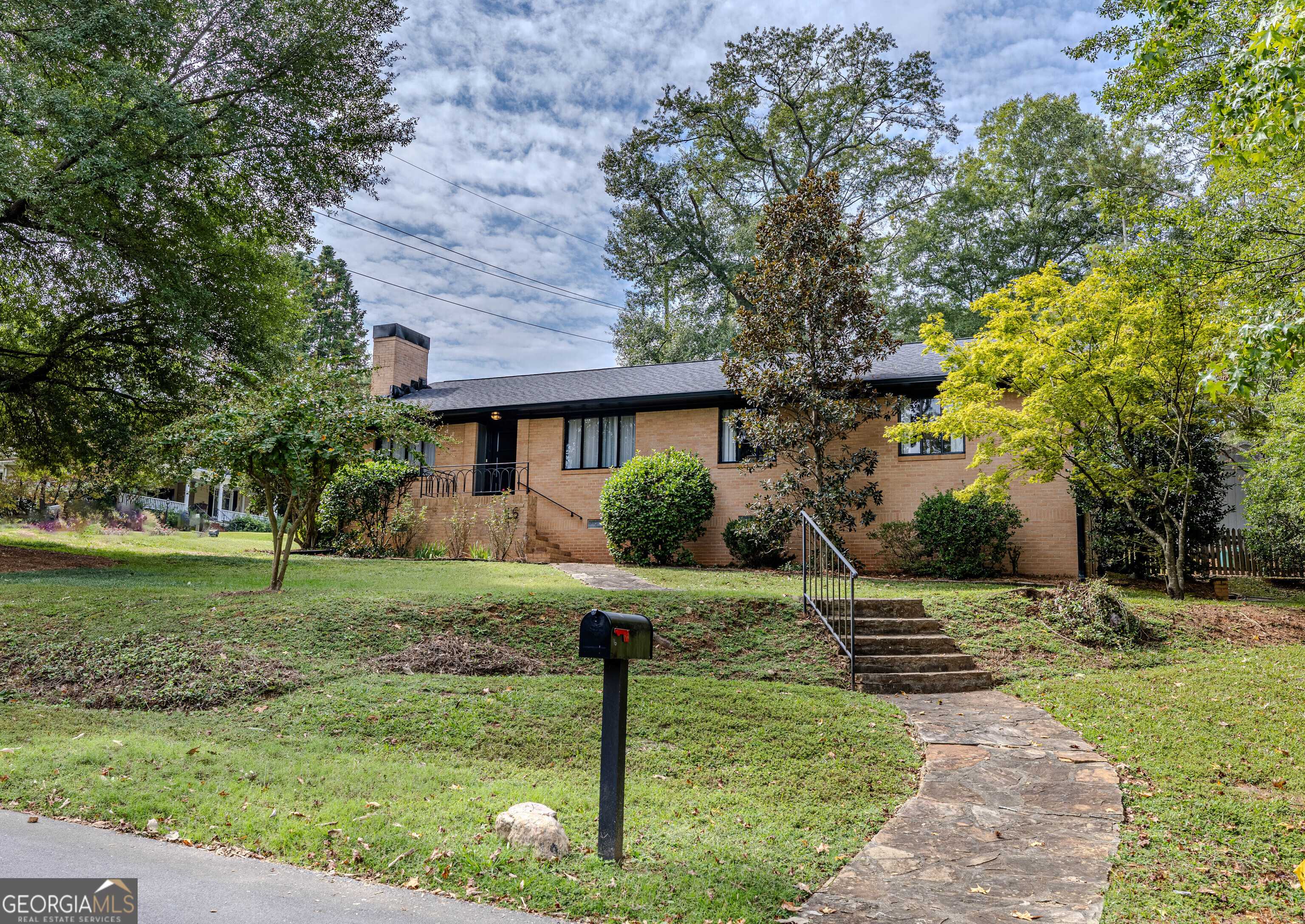 16 Benvenue DR SE, Rome, GA 30161