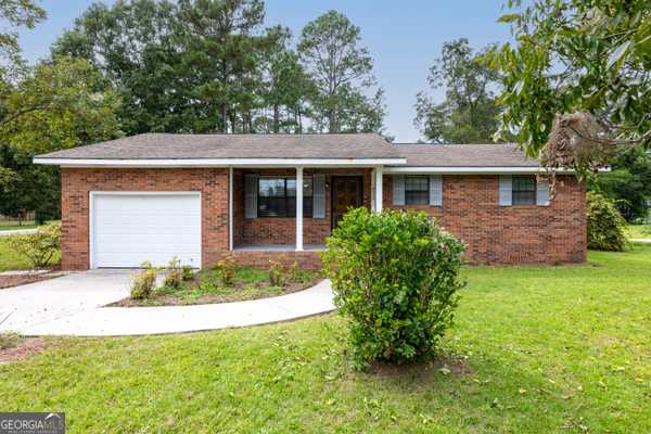 2117 Sunnyside, Waycross, GA 31501