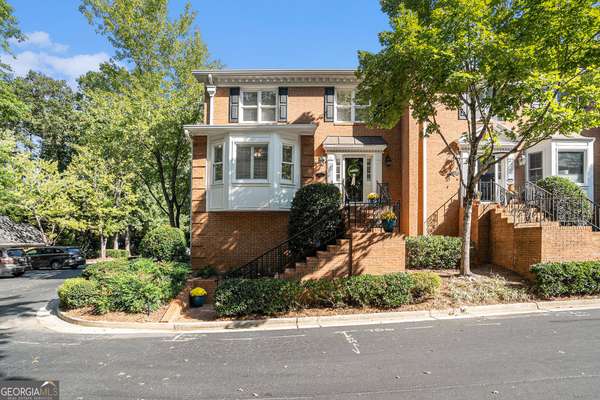 5402 Trentham, Dunwoody, GA 30338