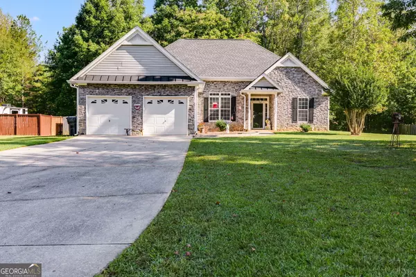 32 RED LEAF DR,  Dallas,  GA 30157