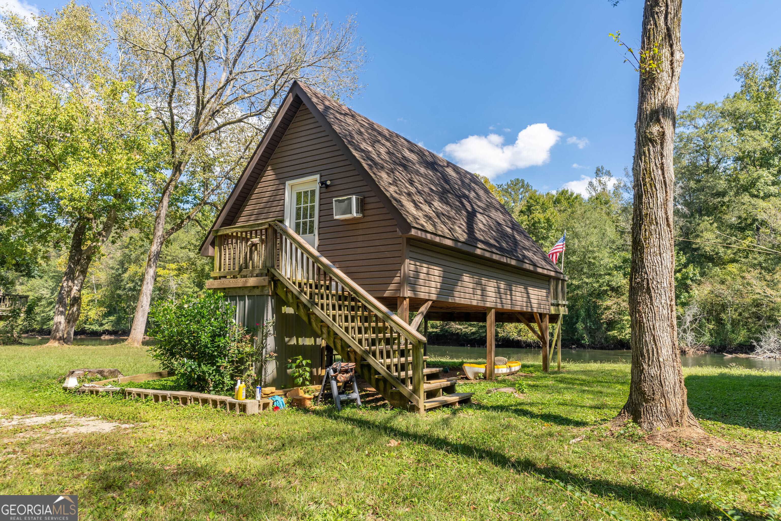 Valley, AL 36854,1165 Monk ST