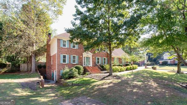 5084 Oak Leaf, Stone Mountain, GA 30087