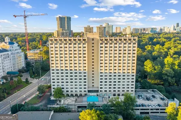 2479 NE Peachtree RD NE #1002, Atlanta, GA 30305