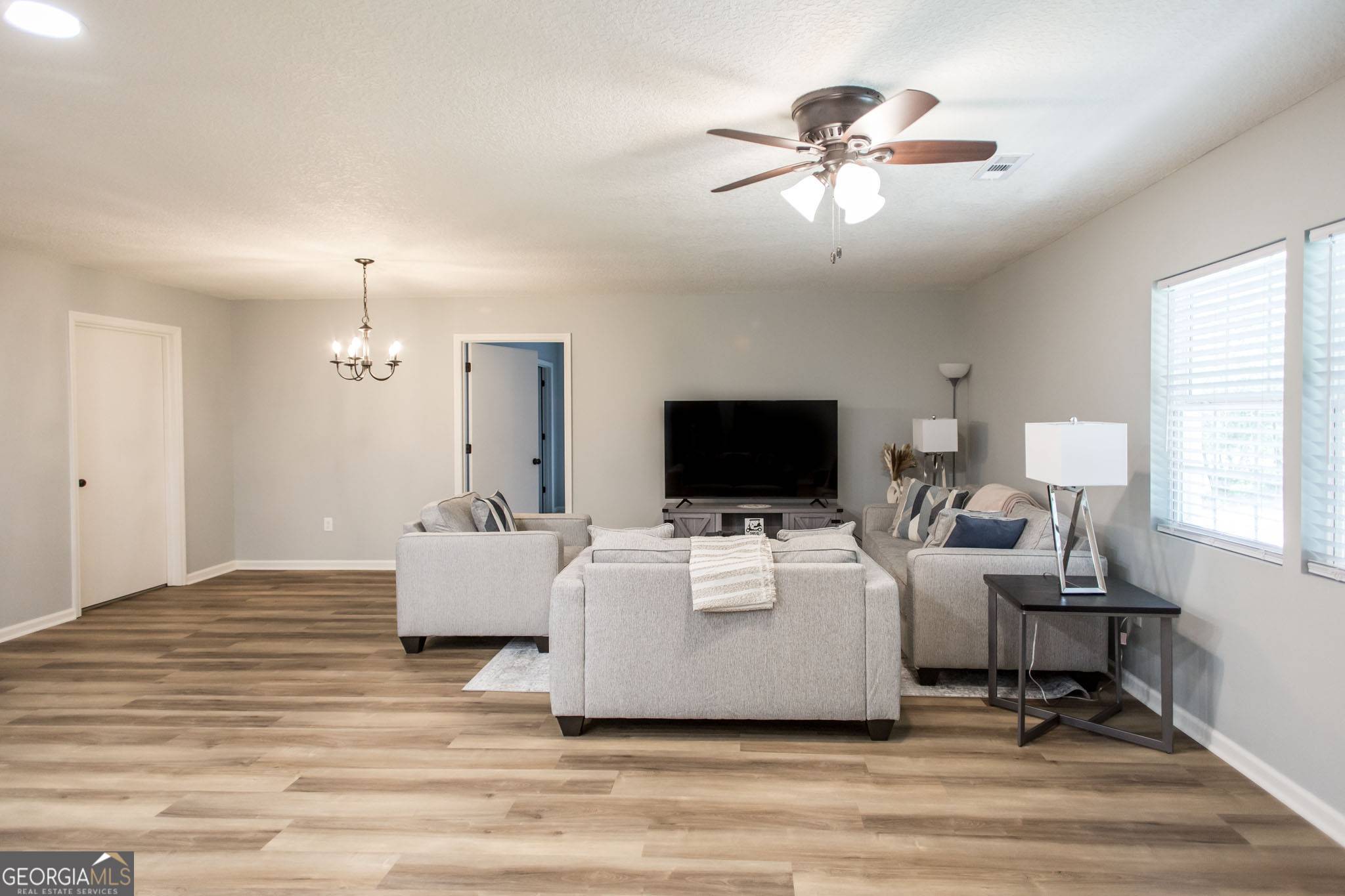 Waycross, GA 31501,610 Linwood DR