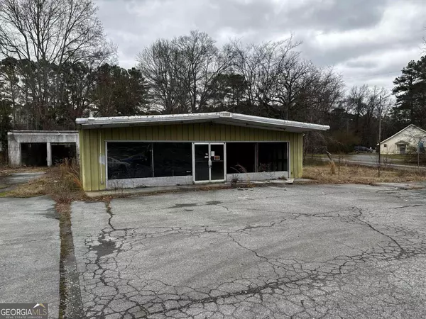 4382 Calhoun RD NE, Rome, GA 30161