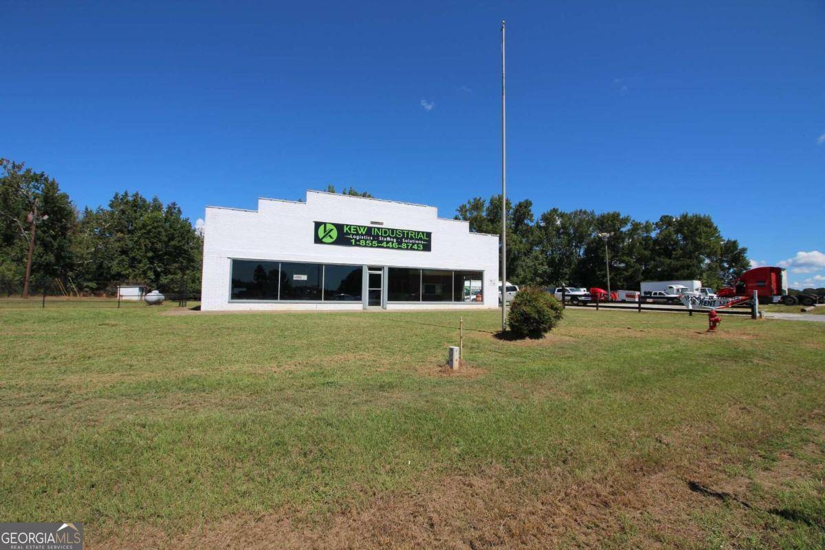 Newnan, GA 30263,18 Highway 16