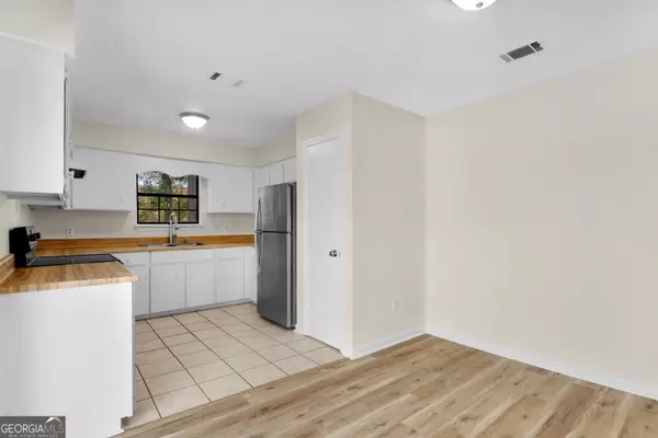 Hinesville, GA 31313,236 Garden CIR