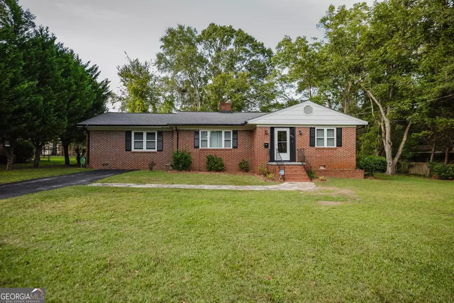 104 Tyus, Barnesville, GA 30204