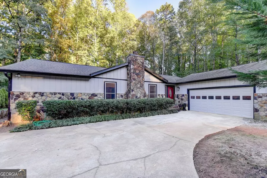 1544 Basswood, Lilburn, GA 30047