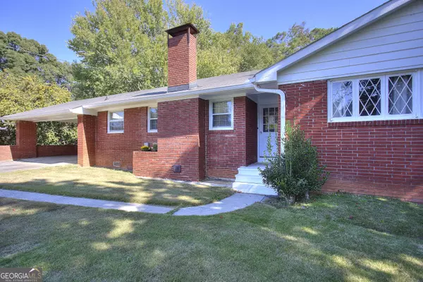 Conyers, GA 30012,1523 Pineview LN NW