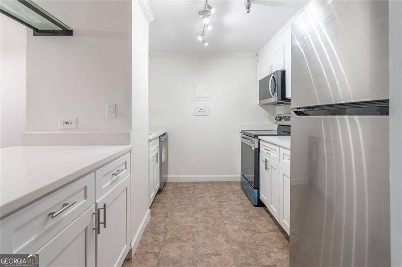 Atlanta, GA 30312,375 Ralph McGill BLVD NE #406