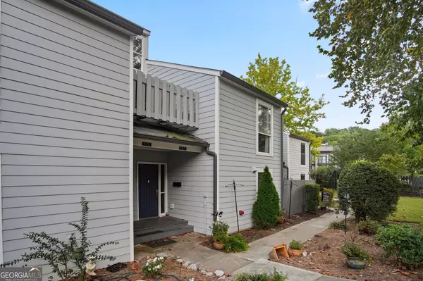 Atlanta, GA 30339,1009 Riverbend Club DR SE