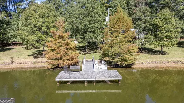 300 Carney Lake, Winterville, GA 30683