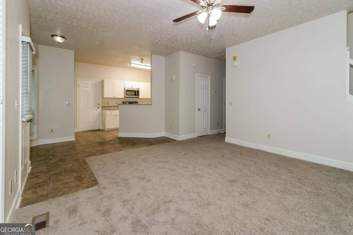 Flowery Branch, GA 30542,5526 Chestnut Creek LN