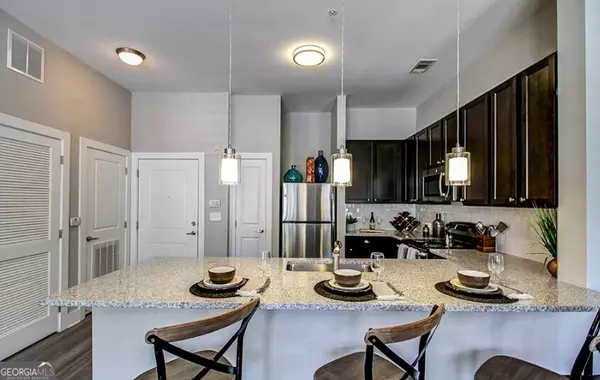 Atlanta, GA 30318,1824 Defoor AVE NW #2208