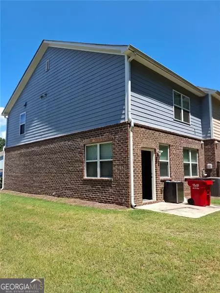 Conyers, GA 30012,1833 MILLSTREAM HOLW