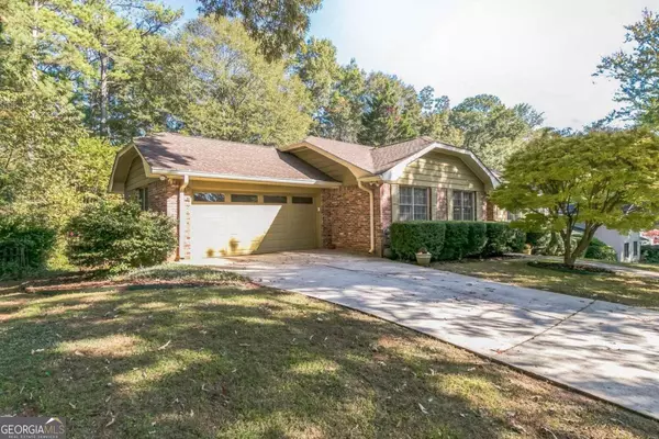Tucker, GA 30084,1996 Walton Woods CIR