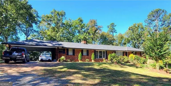 111 Lewis, Calhoun, GA 30701