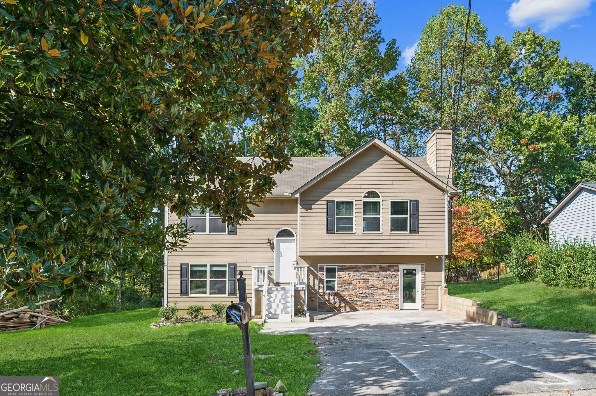1146 Indian WAY NW,  Lilburn,  GA 30047